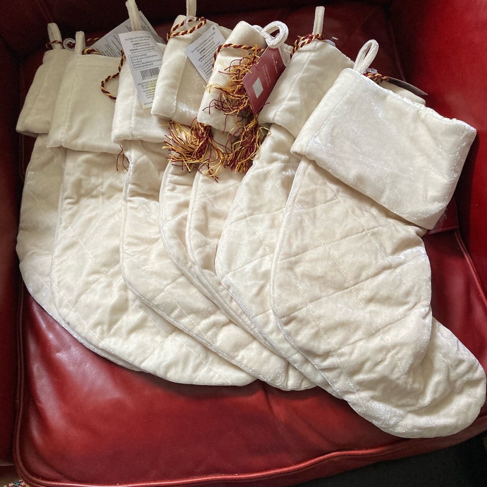 7 pc bundle Elegant Ivory Quilted Holiday Stockings Harvey Lewis NWT